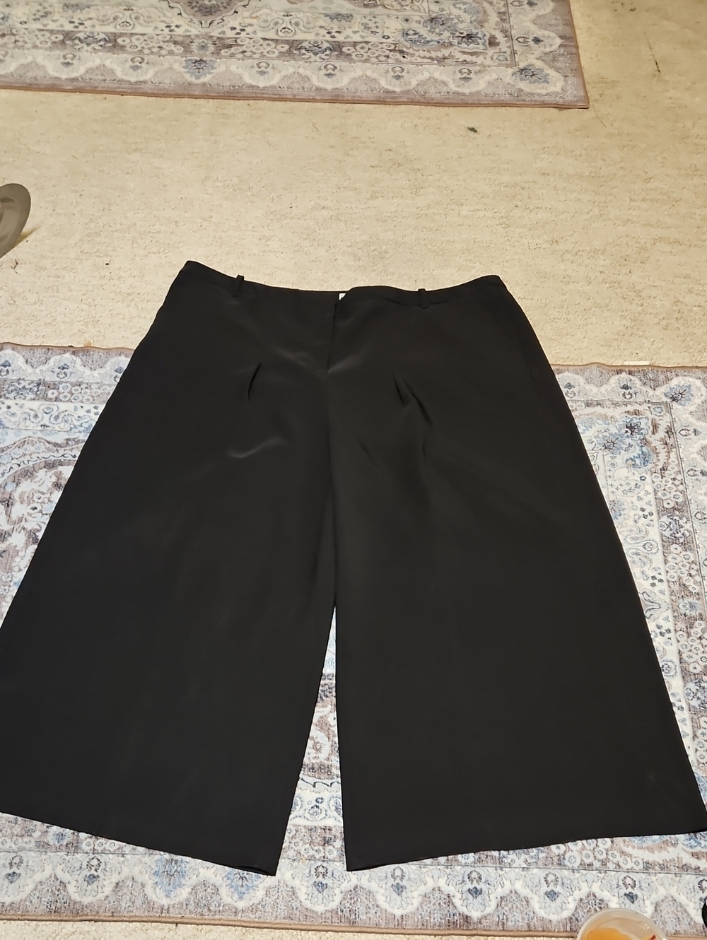 Cato Black Wide-Leg Culotte Pants
